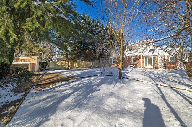 Building Photo - 5 Prospect St