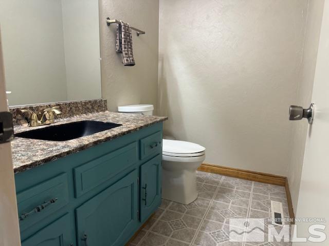 Building Photo - 1618 Shady Oak Dr