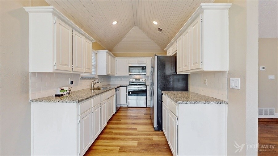 Building Photo - 16 Atlanta Ct