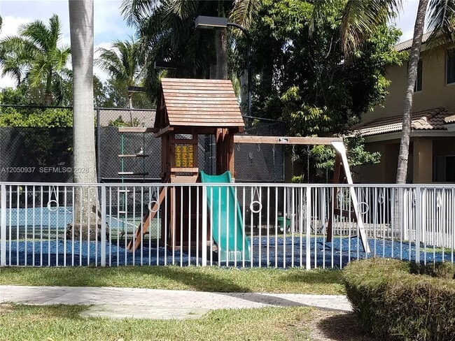 Building Photo - 5670 NW 116th Ave
