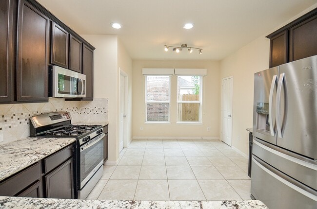 Building Photo - 21655 Rainfall Park Dr