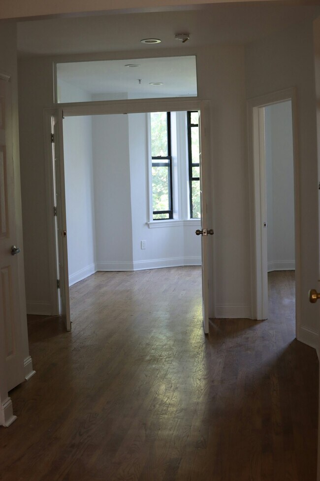 Building Photo - 908 Sterling Pl