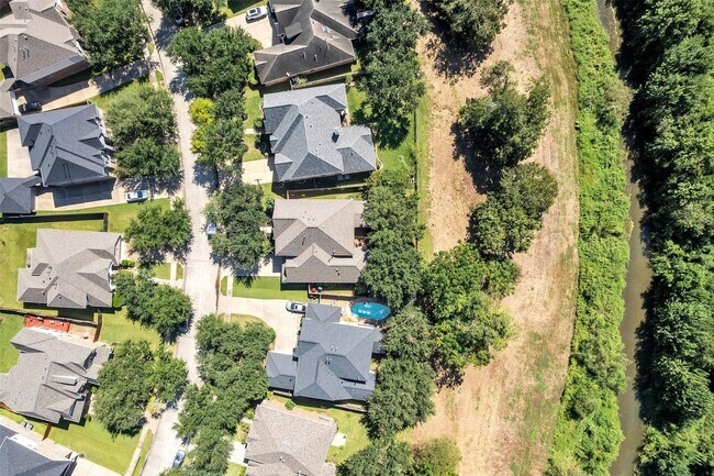 Building Photo - 5303 Riverstone Crossing Dr