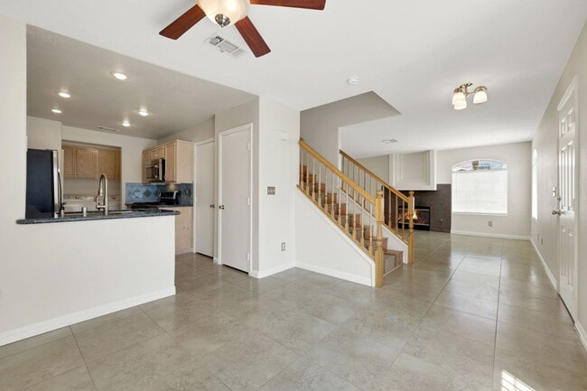 Building Photo - 901 Angel Star Ln