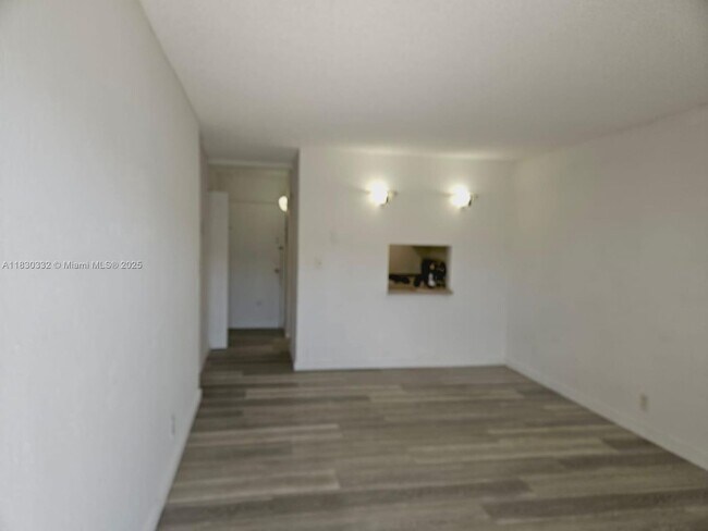 Building Photo - 4550 NW 9th St