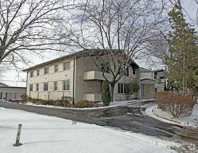 Primary Photo - 3301 Philadelphia Dr