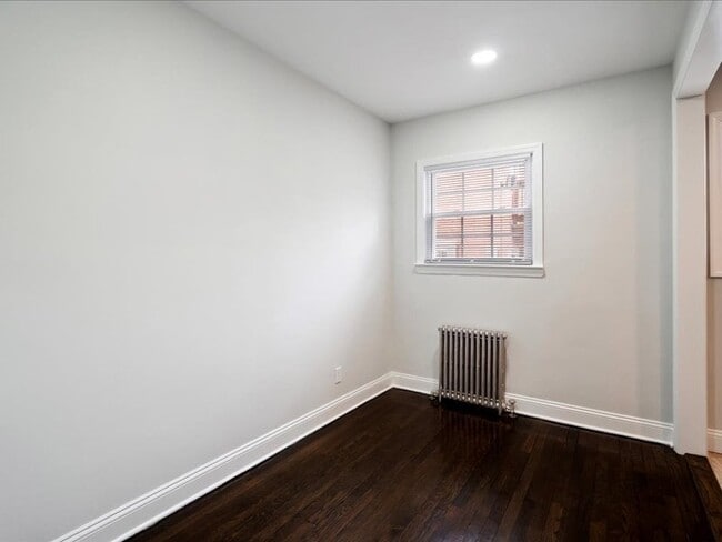 Building Photo - Hilltop Manor Apartments
