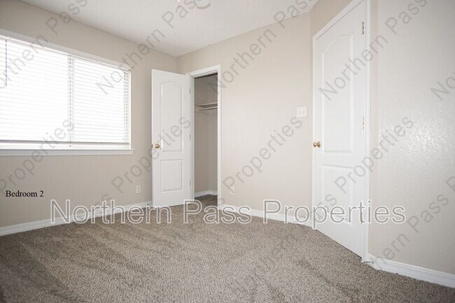Building Photo - 13717 Paseo De Fe Cir