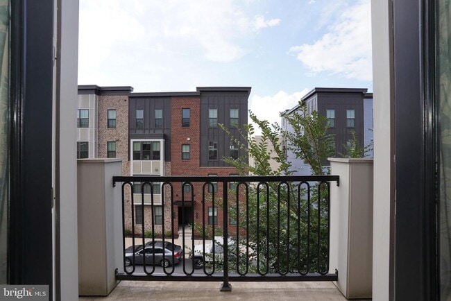 Building Photo - 44655 Provincetown Dr