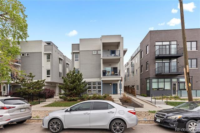 Building Photo - 2725 W 25th Ave