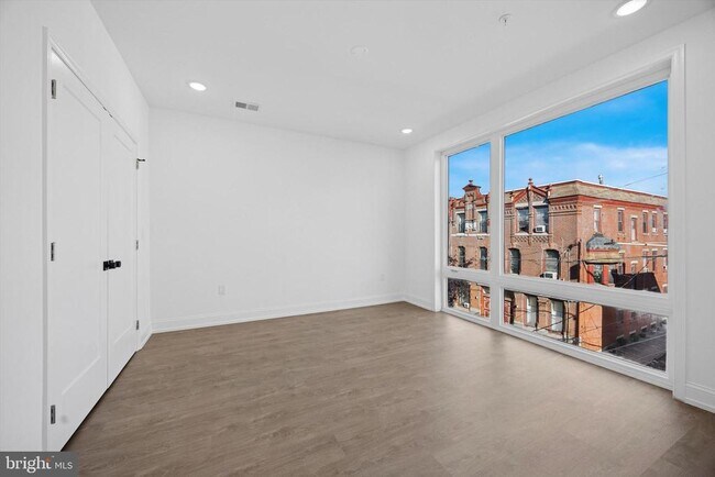 Building Photo - 1614 Ridge Ave