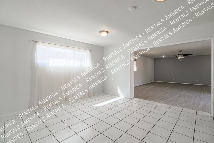 Building Photo - 1314 N 70th St