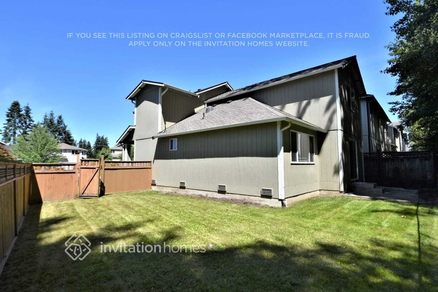 Building Photo - 8416 160th St Ct E