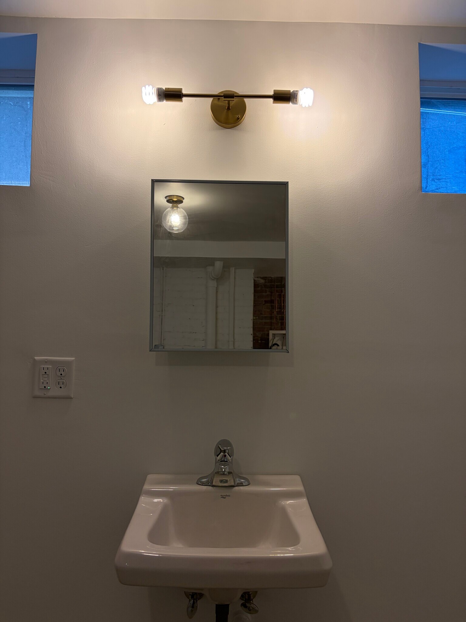 Building Photo - 1530 S 4th St