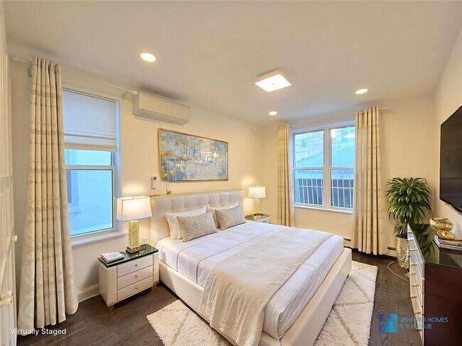 Building Photo - 4142 Bedford Ave