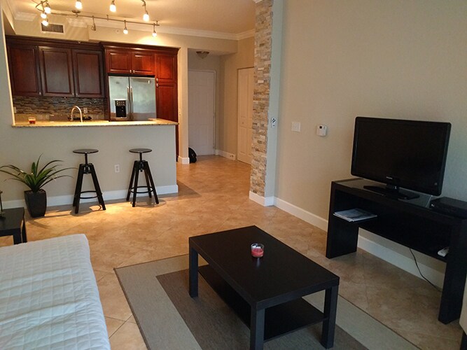 Building Photo - 3210 Renaissance Way