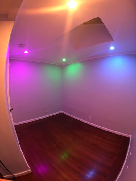 Building Photo - 19 Miramar Ave