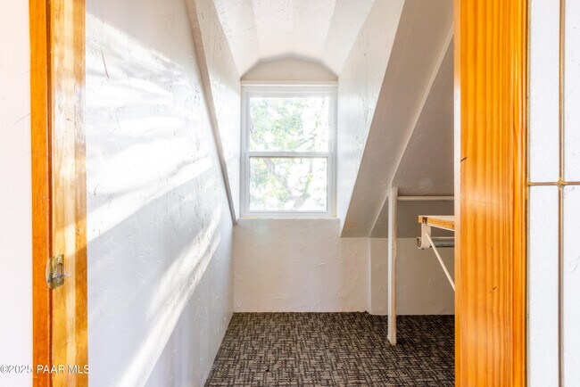 Building Photo - 3225 N Starlight Dr