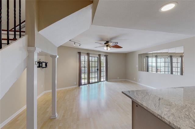 Building Photo - 426 Yacht Club Dr