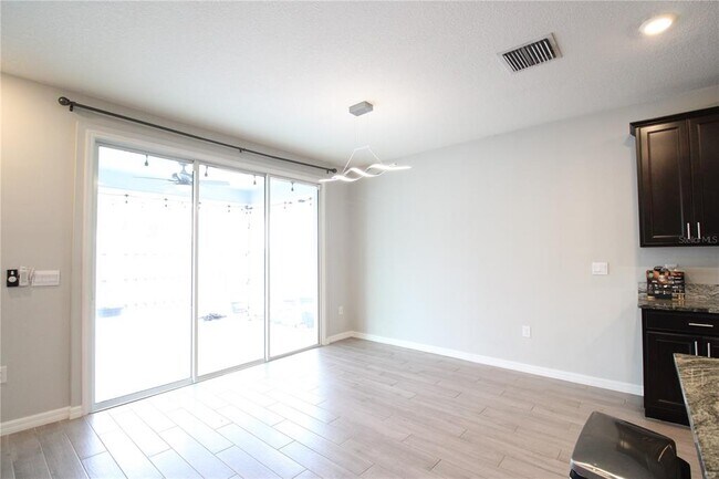 Building Photo - 1462 NW 136th St