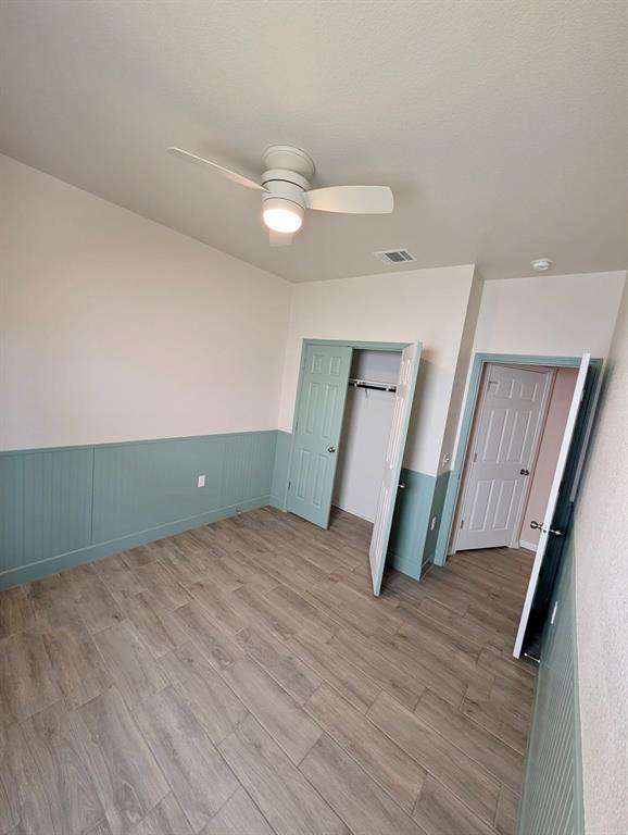 Building Photo - 824 Falkland Trace