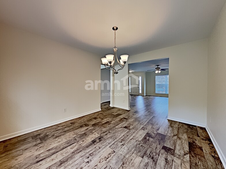 Building Photo - 2631 Bald Cypress Dr