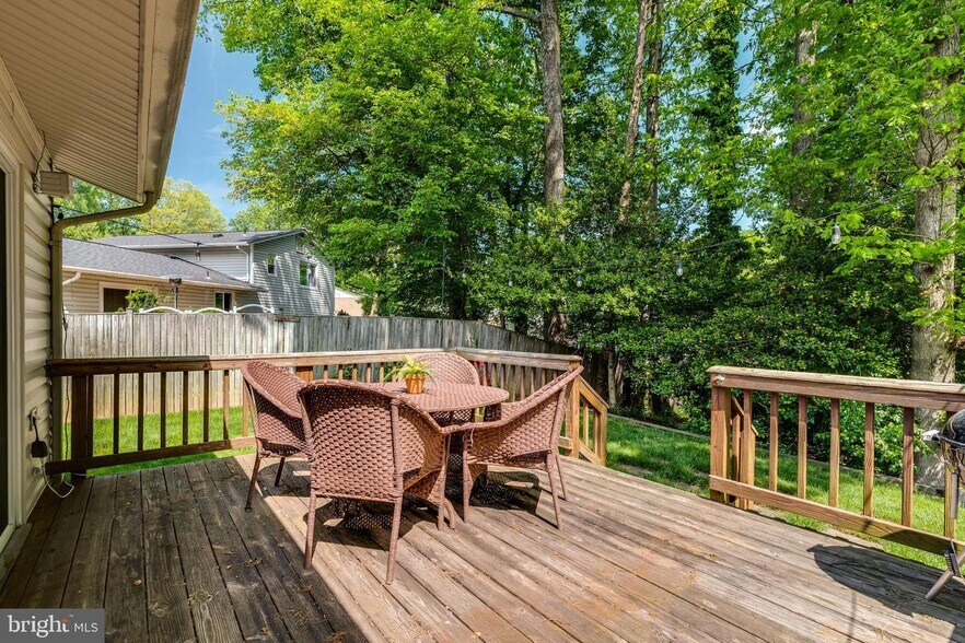 Building Photo - 5223 Tooley Ct