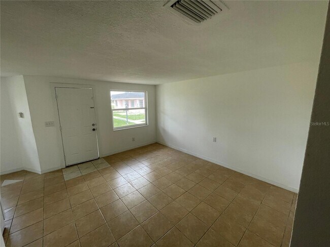 Building Photo - 5321 Avery Rd