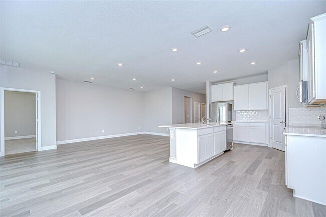 Building Photo - 2286 Sienna Spruce St