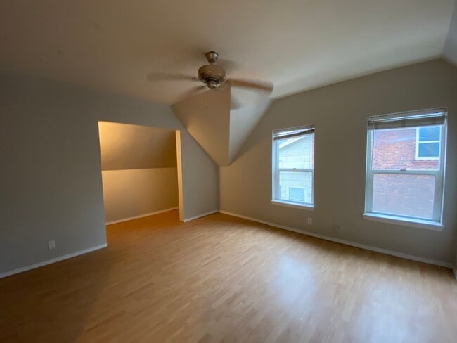 Building Photo - Beautifully Updated South Hill Home in Spo...