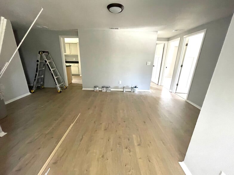 Main room with views to the other rooms - 612 E High St