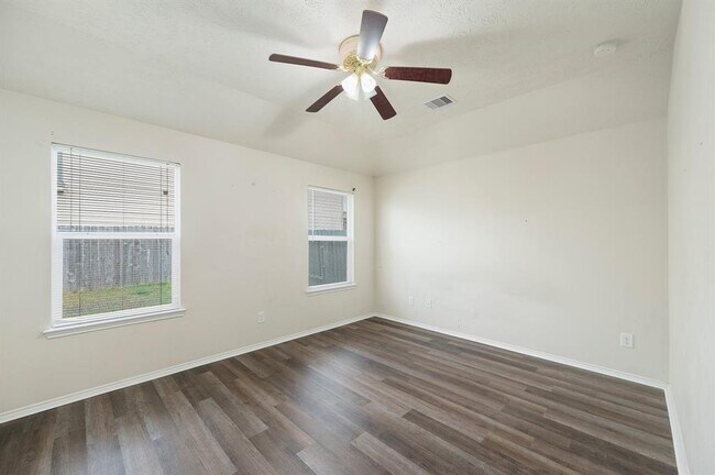 Building Photo - 17219 Osprey Landing Dr