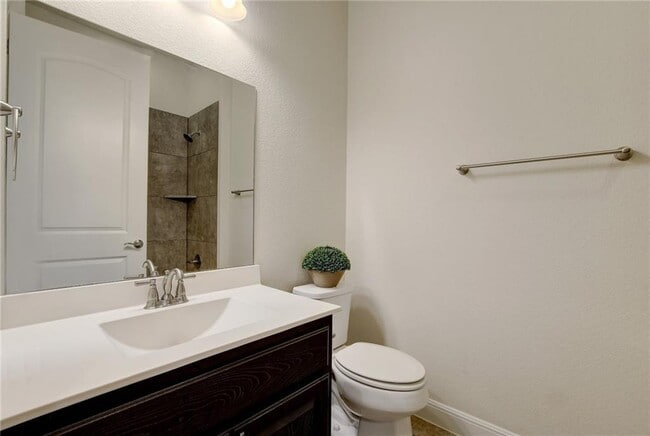 Building Photo - 209 Wynnpage Dr