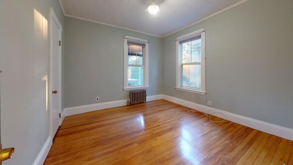 Building Photo - 106 Highland Ave