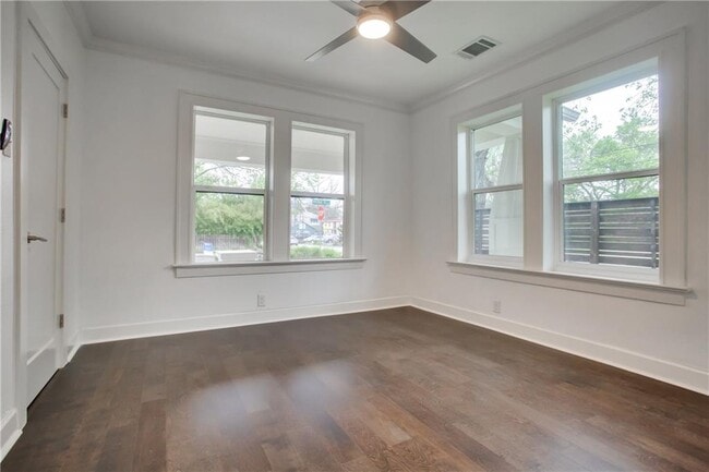 Building Photo - 4500 Avenue H