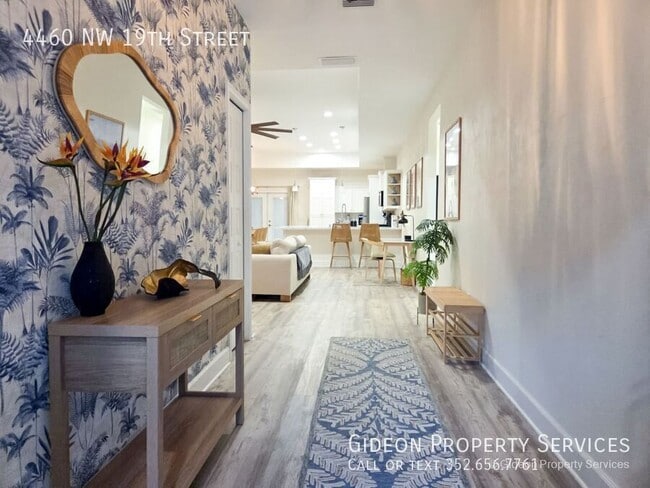 Building Photo - 4460 NW 19th St