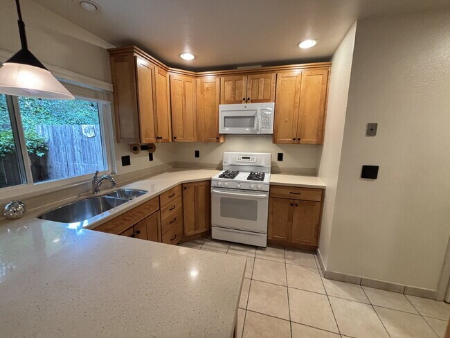 Building Photo - 3287 Marlene Dr