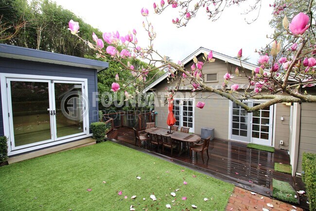 Building Photo - Charming Mill Valley Home with Backyard Office – Prime Boyle Park Location, Just a 5-Minute Walk ...