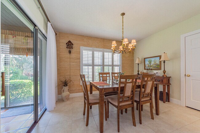 Building Photo - 5151 Jimmy Buffett Mem Hwy