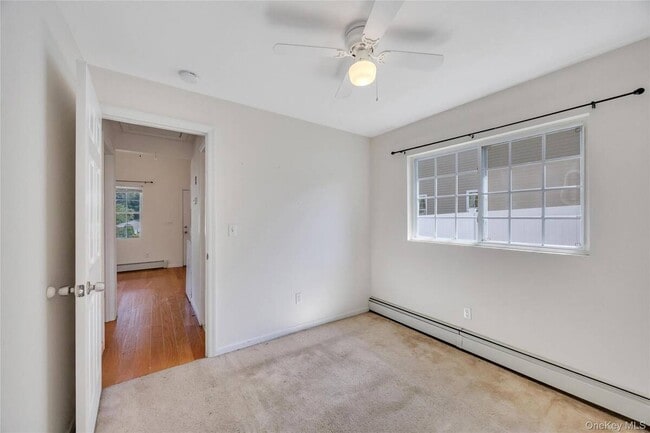 Building Photo - 22 Maplewood Ave