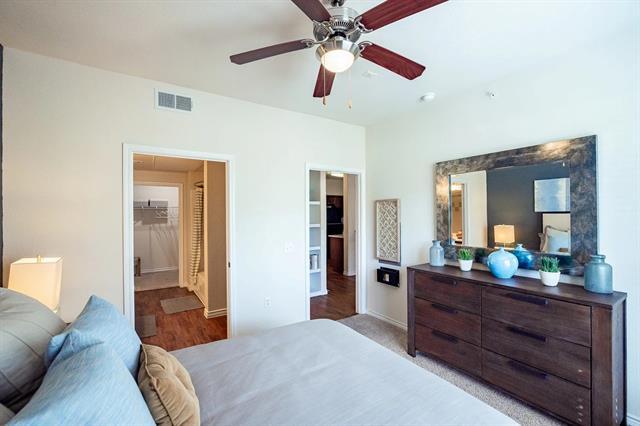 Building Photo - 9900 McNeil Dr