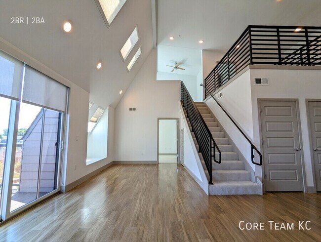Building Photo - 2455 Troost Ave