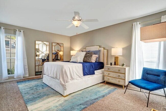 Building Photo - Lifestyle Convenience Meets Natural Beauty