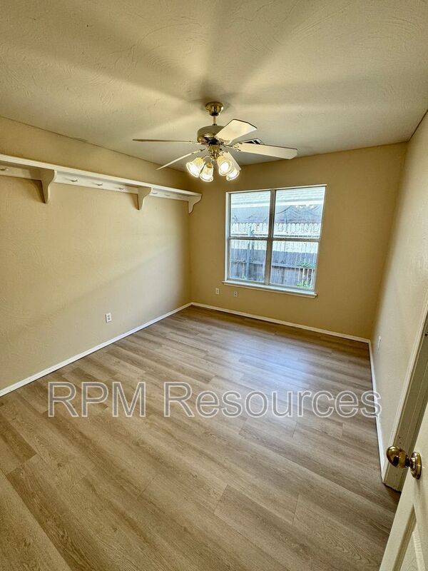 Building Photo - 8413 NW 77th St