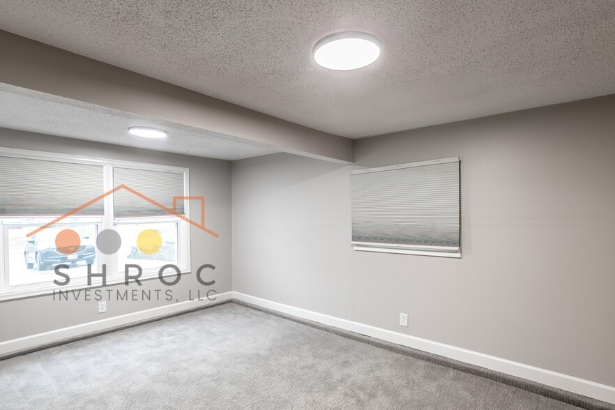 Building Photo - 1139 S 55th St