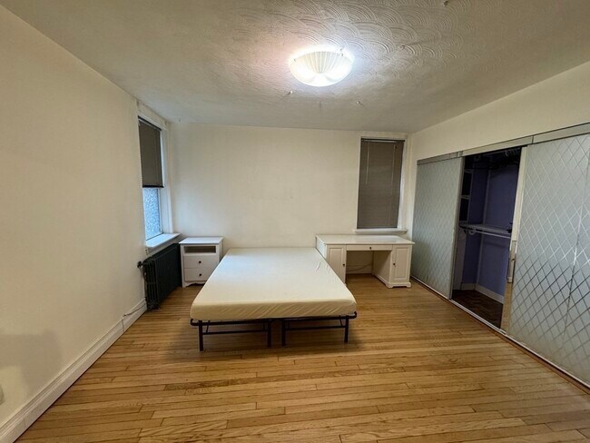 Building Photo - 89 Mason Terrace