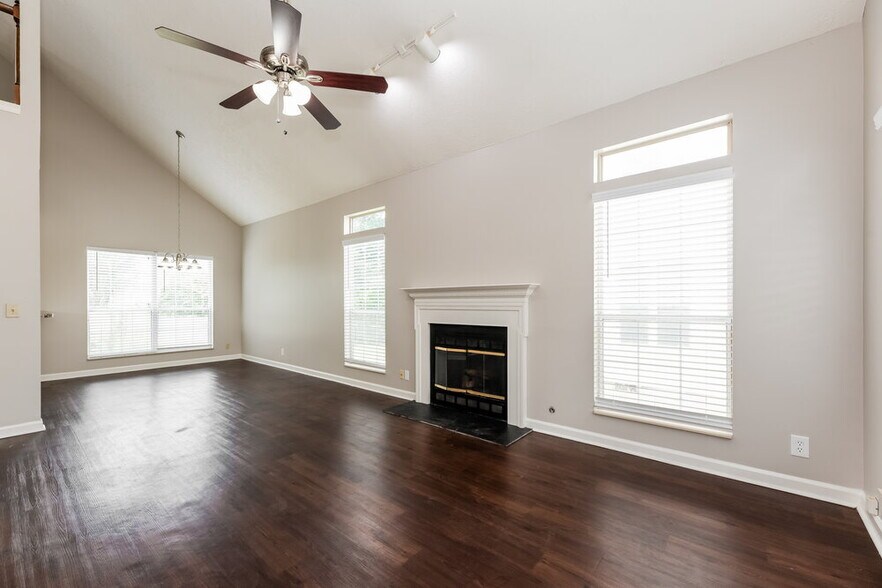 Building Photo - 3512 Dove Creek Rd