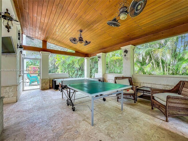 Building Photo - 6710 SW 92nd St