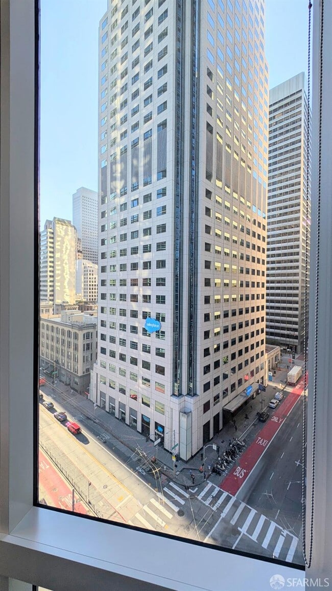 Building Photo - 301 Mission St