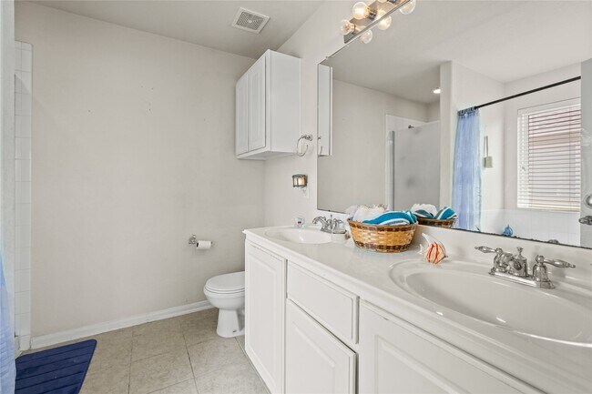 Building Photo - 17902 Sunshine Trace Ln